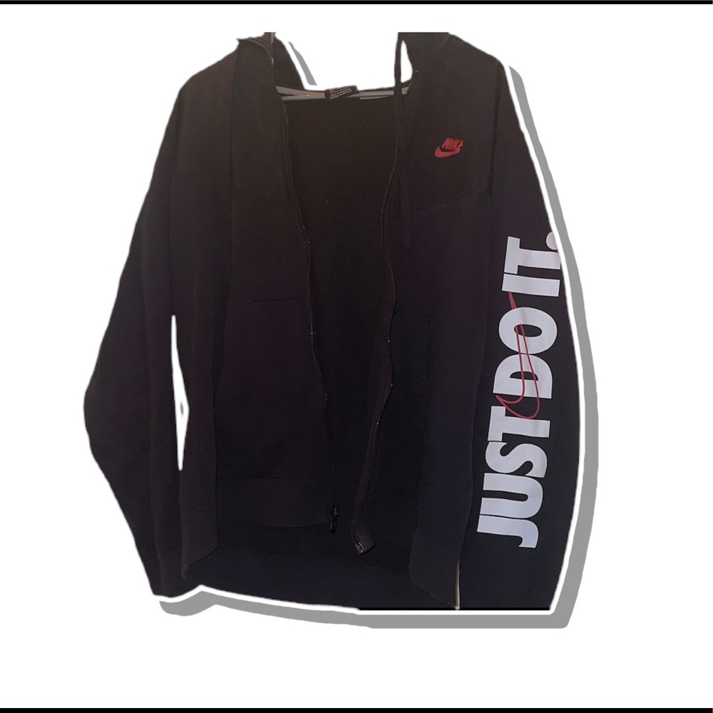 NIKE ZIP UP HOODIE!